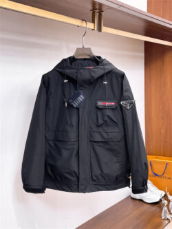 PRADA 프라다 자캣 60904095