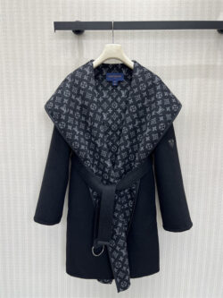 LOUIS VUITTON 루이비통 자캣 61014100
