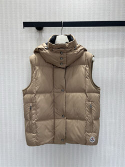MONCLER 몽클레어 패딩조끼 61014081