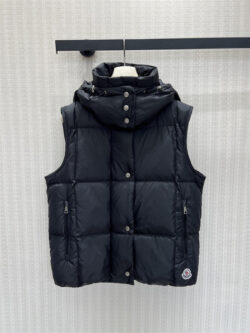 MONCLER 몽클레어 패딩조끼 61014082
