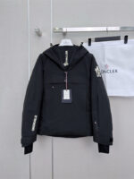 MONCLER 몽클레어 패딩 61028087