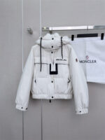 MONCLER 몽클레어 패딩 61028093