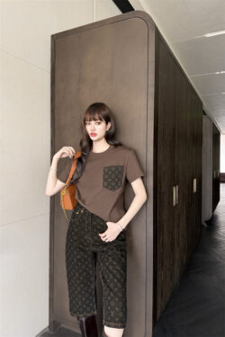 LOUIS VUITTON 루이비통 반팔T 61023096